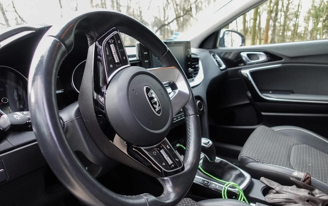 Kia Ceed cena 64010 przebieg: 80000, rok produkcji 2019 z Kraków małe 29